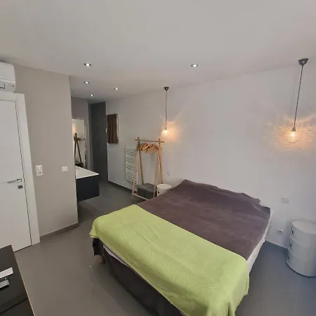 Vue Fromontica Apartment